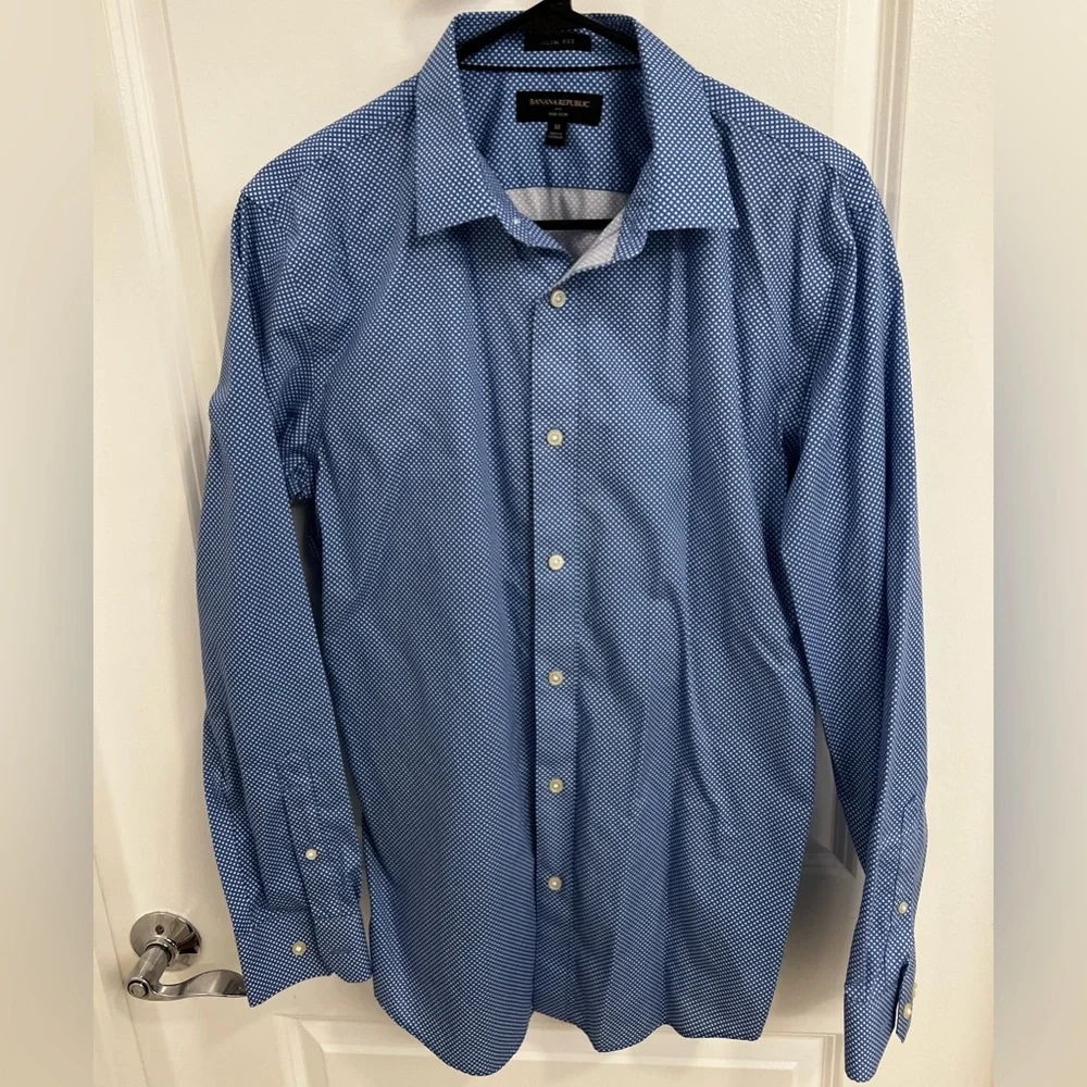 Slim Fit Non-iron Banana Republic Dress Shirt - Picture 1 of 2